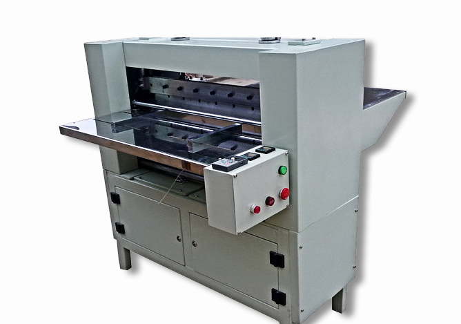 初中效滤料打折机